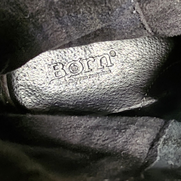 Born Women's Gray Leather Buckle Boots.  Zip Entry Sz 8 - Picture 7 of 8